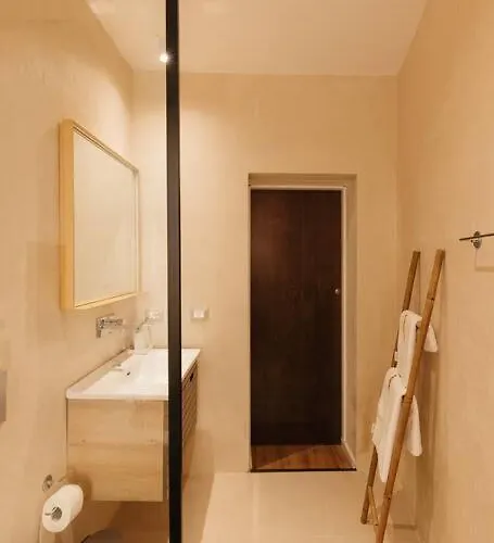 Διαμέρισμα Garden By Holistay