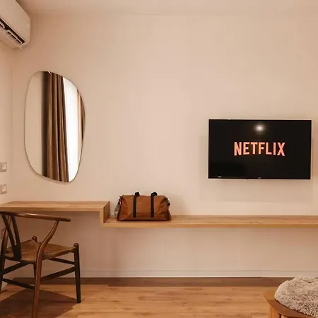 Apartment Garden By Holistay Tirana